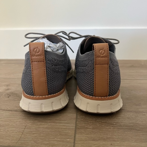 Cole Haan Men’s ZeroGrand StitchLite Wingtip Oxford, size 9 - Picture 3 of 5